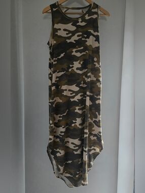 New MITTOSHOP Sleeveless Camo Maxi Dress - Olive Green & Tan
